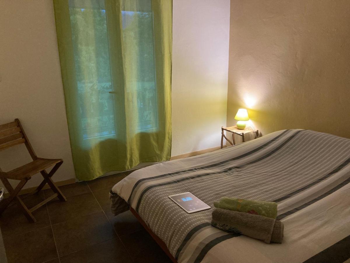 Bed and Breakfast Au Coeur De La Cascade Biberon La Plaine des Palmistes Exteriér fotografie